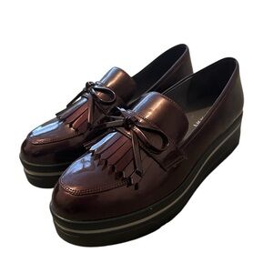 PT’SON NWOT Burgundy Patent Leather Platform Loafers with Tassel Detail Size 6